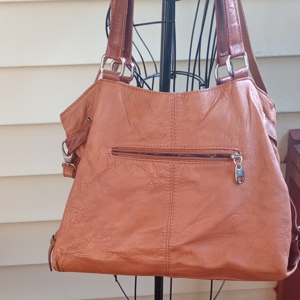 Zagara Elegant Tan Leather Shoulder And Cross Body Bag‎ - Picture 3 of 15